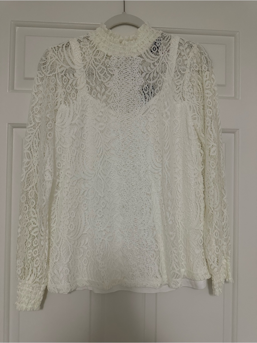 Cable & Gauge Ivory Lace High-Neck Blouse